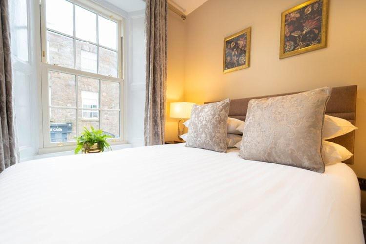 Adams Townhouse Bed & Breakfast Dingle Bagian luar foto